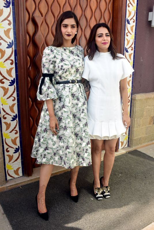 SONAM KAPOOR and SWARA BHASKAR at Veere Di Wedding Photocall in Mumbai 05/21/2018