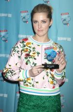 TAYLOR LOUDERMAN at broadway.com Audience Choice Awards Winners Cocktail Party in New York 05/24/2018