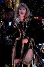 TAYLOR SWIFT Launches Her Reputation Tour in Glendale 05/09/2018