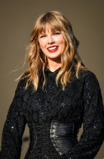 TAYLOR SWIFT Performs at BBC Biggest Weekend Festival in Swansea 05/272018