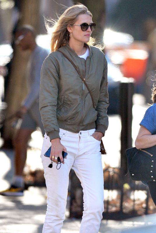 TONI GARRN Out in New York 05/10/2018