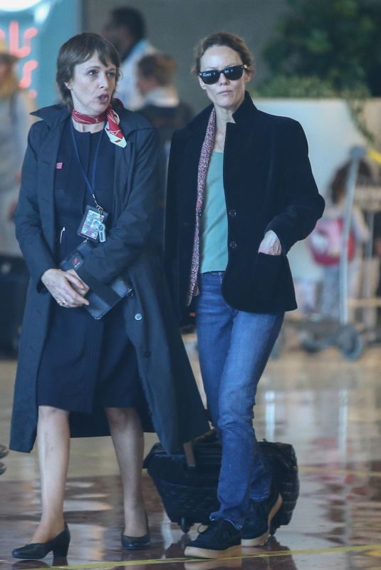 VANESSA PARADIS Arrives in Paris 05/04/2018