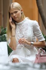 VITA SIDORKINA Shopping in Bal Harbour in Miami 05/02/2018