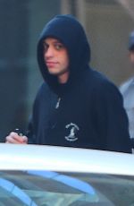 ARIANA GRANDE and Pete Davidson Leaves Their Apartment in New York 06/20/2018