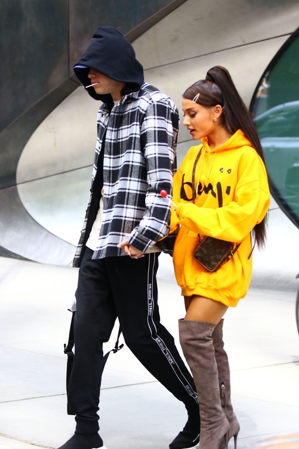 ARIANA GRANDE and Pete Davidson Leaves Their Home in New York 06/20 ...