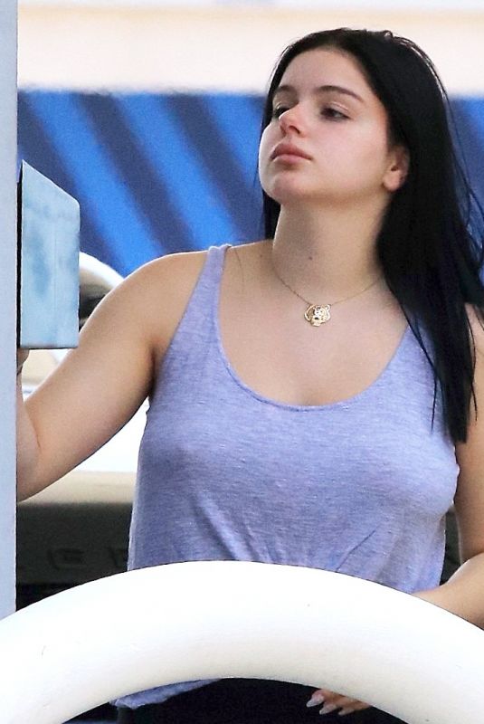 ARIEL WINTER at a Gas Station in Studio City 06/22/2018