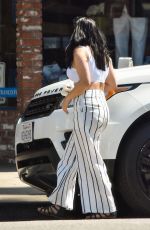 ARIEL WINTER Shopping at Housewares Store Bed in Studio City 06/20/2018