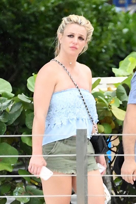 BRITNEY SPEARS at Miami Seaquarium 06/07/2018