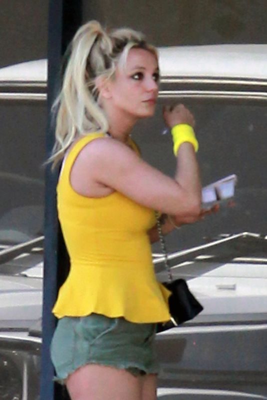BRITNEY SPEARS Out and About in Los Angeles 06/04/2018