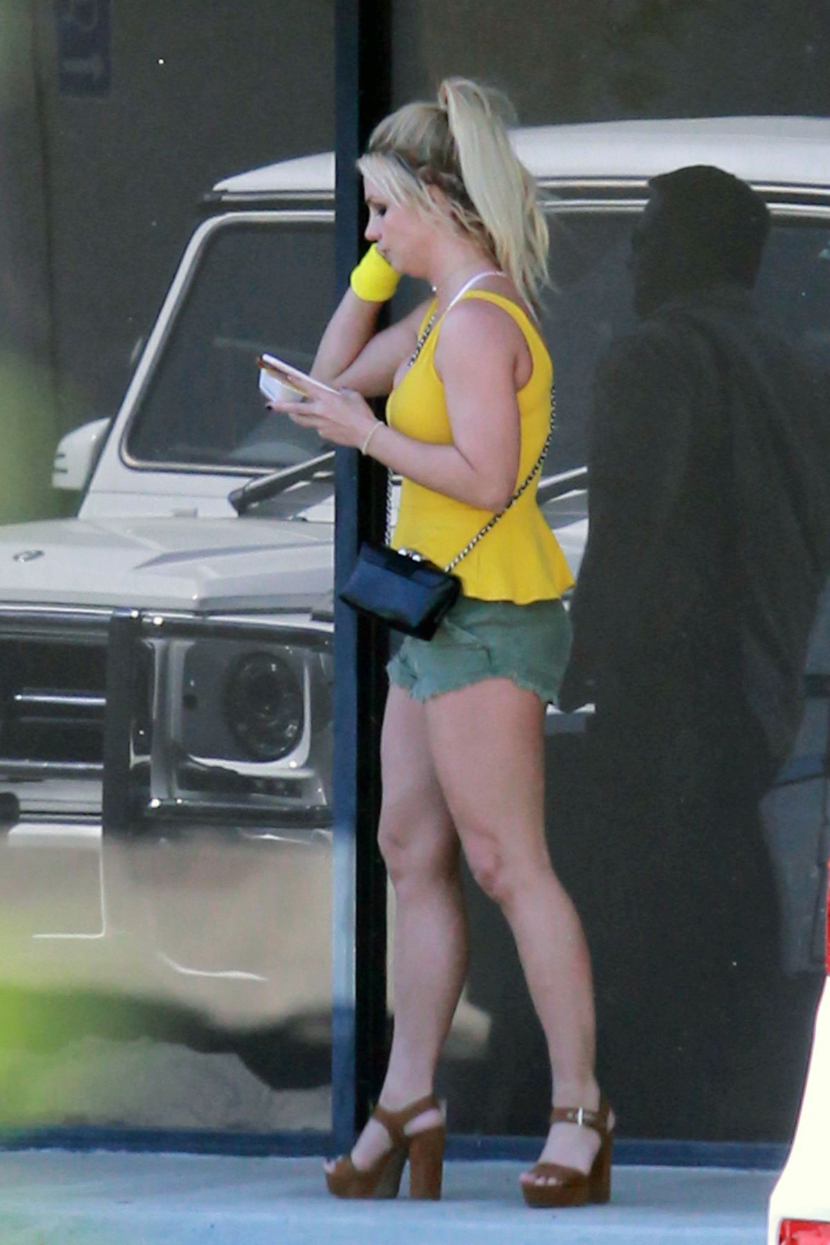 BRITNEY SPEARS Out and About in Los Angeles 06/04/2018 – HawtCelebs