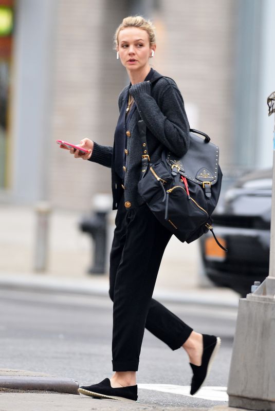 CAREY MULLIGAN Out and About in New York 05/31/2018