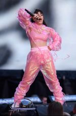 CHARLI XCX  Performs at Taylor Swift