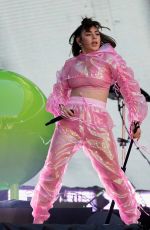 CHARLI XCX  Performs at Taylor Swift