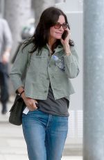 COURTENEY COX Out and About in Beverly Hils 05/31/2018