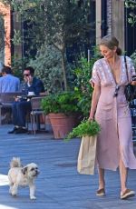 DONNA AIR Out Shopping for Grocery in London 06/26/2018