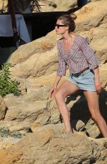 DOUTZEN KROES on Vacation in Ibiza 06/19/2018