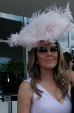 ELIZABETH HURLEY at Investec Derby Festival Ladies Day at Epsom Racecourse 06/01/2018