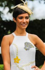 FRANKIE BRIDGE at Investec Derby Festival Ladies Day at Epsom Racecourse 06/01/2018