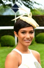 FRANKIE BRIDGE at Investec Derby Festival Ladies Day at Epsom Racecourse 06/01/2018