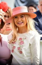 GEORGIA TOFFOLO at Investec Derby Festival Ladies Day at Epsom Racecourse 06/01/2018