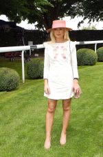 GEORGIA TOFFOLO at Investec Derby Festival Ladies Day at Epsom Racecourse 06/01/2018