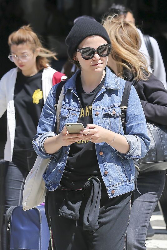 GINNIFER GOODWIN at LAX Airport in Los Angeles 06/09/2018