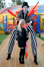 GWEN STEFANI at Moschino Fashion Show in Los Angeles 06/08/2018