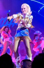 GWEN STEFANI Performs Gwen Stefani - Just a Girl Show Opening at Planet Hollywood Resort in Las Vegas 06/27/2018