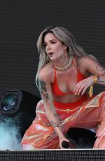 HALSEY Performs at 2018 Governors Ball Music Festival in Randall