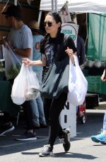 HANA MAE LEE Shopping at Farmers Market in Los Angeles 06/24/2018