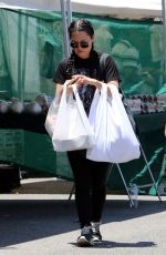 HANA MAE LEE Shopping at Farmers Market in Los Angeles 06/24/2018