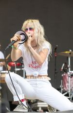HAYLEY WILLIAMS Performs at Bonnaroo Music and Arts Festival in Manchester 06/08/2018