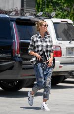 HEIDI KLUM Out and About in Los Angeles 06/18/2018