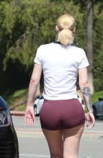 IGGY AZALEA in Tgiht Shorts at a Gas Station in Los Angeles 06/27/2018