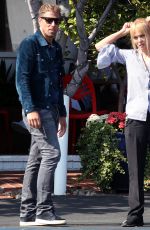 IZABELLA SCOURUPCO Out for Lunch in Los Angeles 06/23/2018
