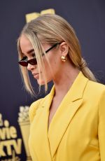 JASMINE SANDERS at 2018 MTV Movie and TV Awards in Santa Monica 06/16/2018