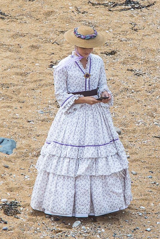 JENNA DEWAN on the Set of Victoria in Yorkshire 06/06/2018