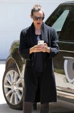 JENNIFER GARNER Arrives at a Church in Pacific Palisades 06/03/2018