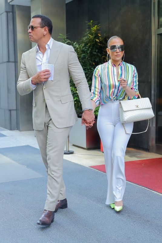 JENNIFER LOPEZ and Alex Rodriguez Leaves Casa Lever in New York 06/29/2018