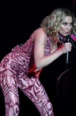 JENNIFER NETTLES Performs at Mandalay Bay Events Center in Las Vegas 06/16/2018