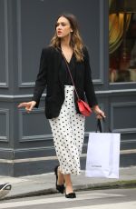 JESSICA ALBA Shopping at Robert Clergery and Roger Gallet in Paris 06/12/2018