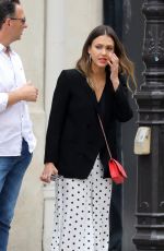 JESSICA ALBA Shopping at Robert Clergery and Roger Gallet in Paris 06/12/2018
