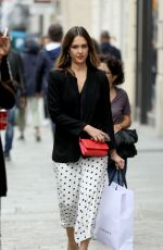 JESSICA ALBA Shopping at Robert Clergery and Roger Gallet in Paris 06/12/2018