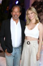 jJANUARY JONES at Restoration Hardware x General Public Launch in Los Angeles 06/27/2018