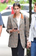 KAIA GERBER Shopping for Aartment with CINDY CRAWFORD and Rande Gerber in New York 06/13/2018