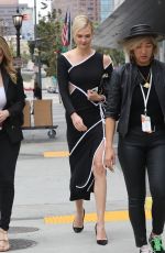 KARLIE KLOSS Heading to Staples Center in Los Angeles 05/31/2018