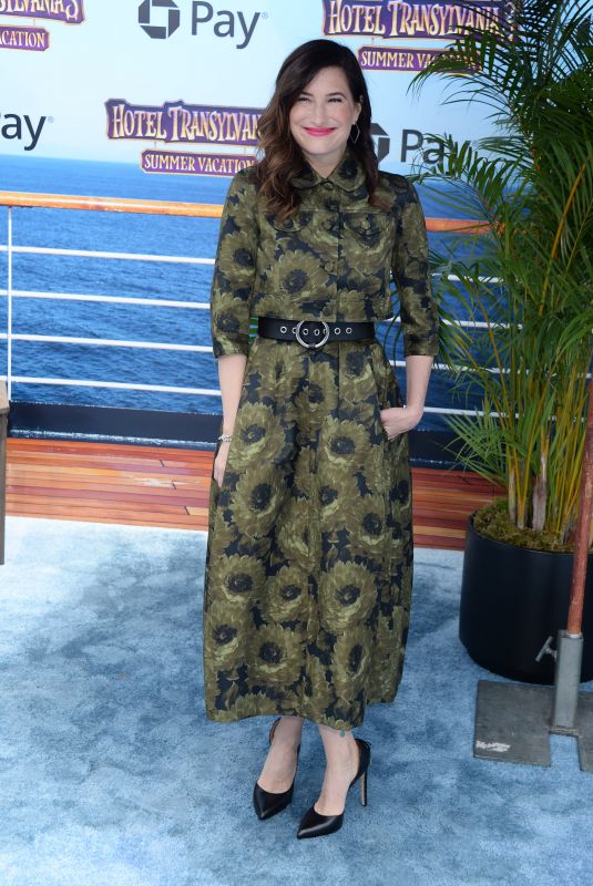 KATHRYN HAHN at Hotel Transylvania 3: Summer Vacation Premiere in Los Angeles 06/30/2018