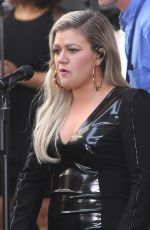 KELLY CLARKSON Performs at Today Show Concert Series in New York 06/08/2018