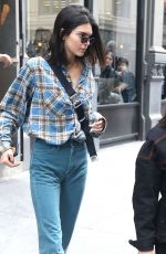 KENDALL JENNER and KOURTNEY KARDASHIAN Out in New York 06/05/2018