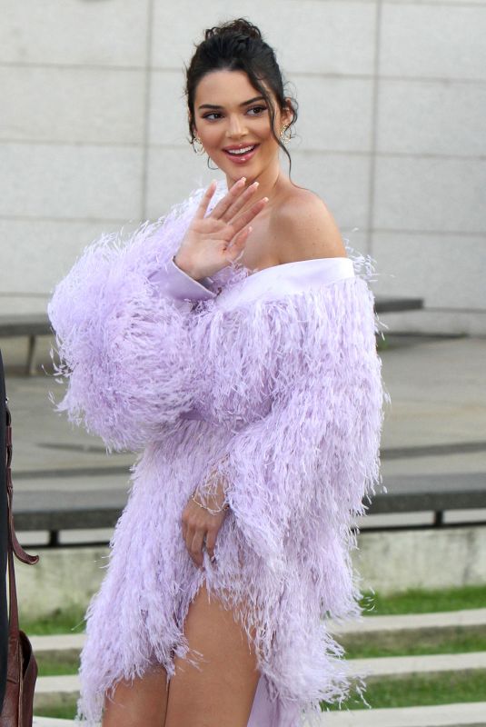 KENDALL JENNER Heading to 2018 CFDA Fashion Awards in New York 06/05/2018